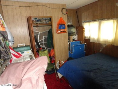 1646 W Bass Lake Dr, Bitely, MI 49309 - photo 3