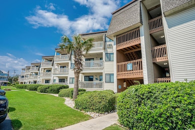 View of apartment building / complex