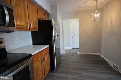 4042 Parkside Ct, Mount Joy, PA 17552 - photo 4