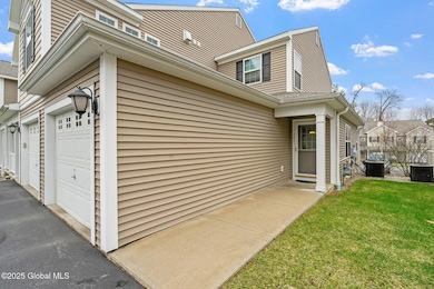 4-web-or-mls-121-annabelle-pl