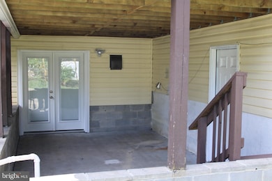 10709 N Lansdale St, Glenn Dale, MD 20769 - photo 7