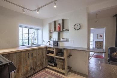 12 Holy Trinity Rd, Arroyo Seco, NM 87514 - photo 6