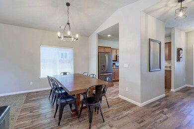 6-web-or-mls-2176-sw-nick-way