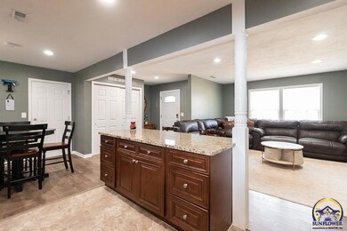 1407 SW 31st St, Topeka, KS 66611 - photo 5