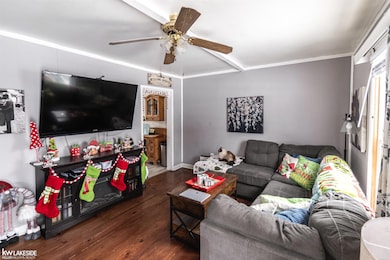 21351 Hillcrest St, Clinton Township, MI 48036 - photo 3