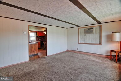 736 E 6th St, Boyertown, PA 19512 - photo 3