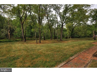 761 W Prospect Ave, North Wales, PA 19454 - photo 5