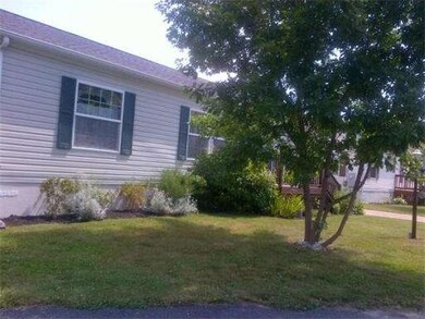 8 Songbird Ln, Tiverton, RI 02878 - photo 3