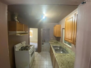 1325 S 4th St, Fresno, CA 93702 - photo 3