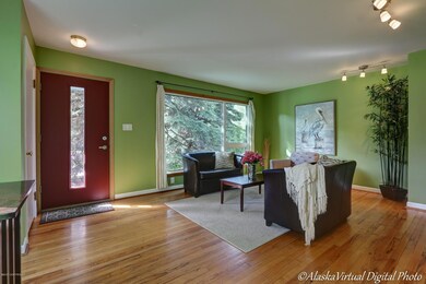 Living room 2