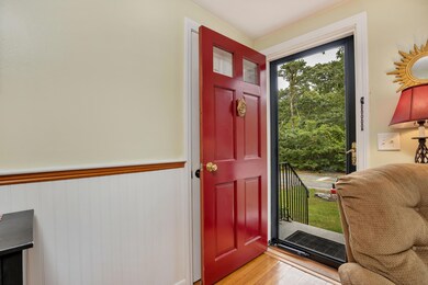 801 W Yarmouth Rd, Yarmouth Port, MA 02675 - photo 4