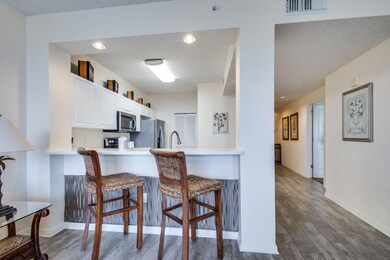 Kitchen Breakfast Bar