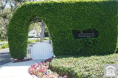 Entry Arch Walkway.