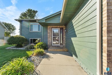 5521 S Aaron Ave, Sioux Falls, SD 57106 - photo 5