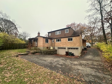 6728 Sandalwood Ln, Cincinnati, OH 45224 - photo 3