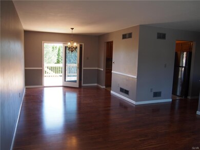 4530 Adams St, Whitehall, PA 18052 - photo 4