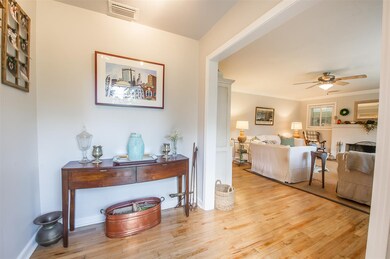 1230 Camellia Dr, Tallahassee, FL 32301 - photo 4