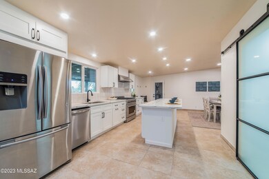 951 W Giaconda Way - MLS Images-22