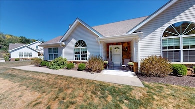 371 Saddlebrook Rd, Gibsonia, PA 15044 - photo 2