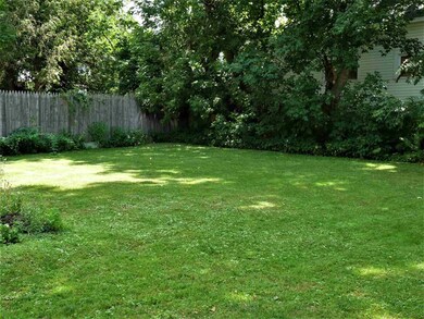 88 Crescent St, Rutland, VT 05701 - photo 5
