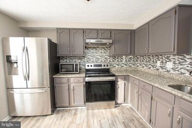 3625 Autumn Glen Cir, Burtonsville, MD 20866 - photo 5