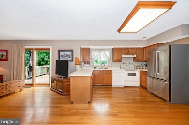 6243 Derby Dr, Frederick, MD 21703 - photo 6