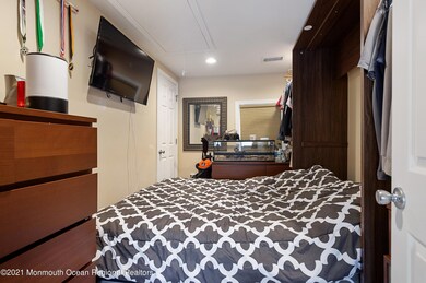 77 2nd St, Woodbridge, NJ 07095 - photo 5