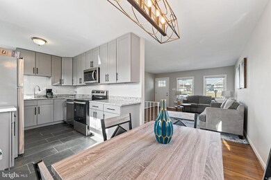 8903 Ardwick Ardmore Rd, Springdale, MD 20774 - photo 6