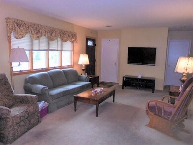 2069 Troxell St, Allentown, PA 18109 - photo 2