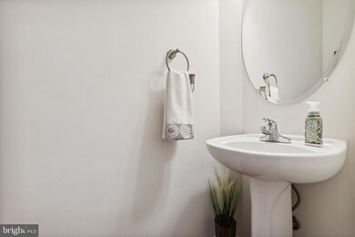 16204 Cutter Way, Woodbridge, VA 22191 - photo 6