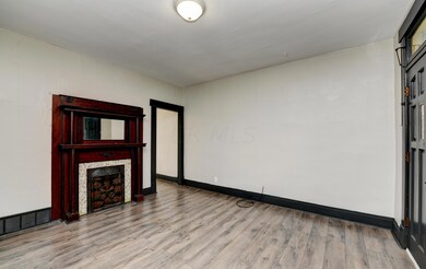 1174- Living Room (3)