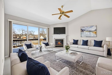 2009 Belltower Dr unit B, Saint Peters, MO 63376 - photo 2