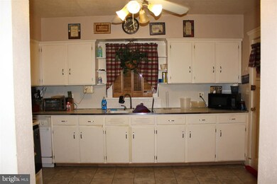 209 Adelia St, Middletown, PA 17057 - photo 5