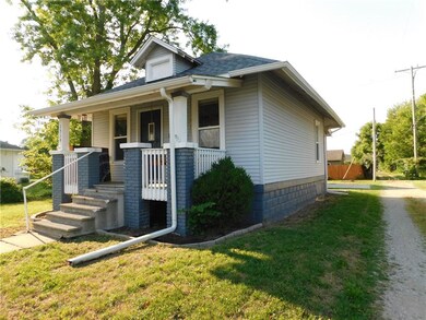 1516 19th St, Columbus, IN 47201 - photo 3