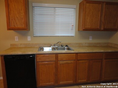 24711 Maple Crest, San Antonio, TX 78261 - photo 7