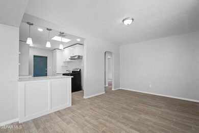 7507 Acapulco Ave, El Paso, TX 79915 - photo 5