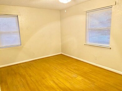 1221 Rusk Dr, Mesquite, TX 75149 - photo 5