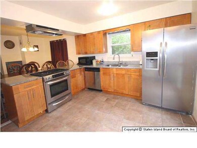 4 E Reading Ave, Staten Island, NY 10308 - photo 6