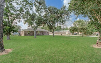 18802 Baughman Dr, Pearland, TX 77584 - photo 4