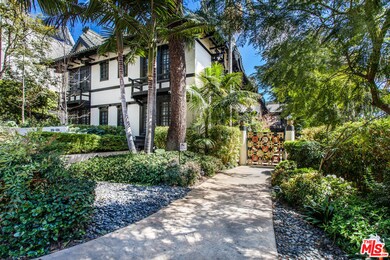 1220 N La Cienega Blvd unit F2, West Hollywood, CA 90069 - photo 2