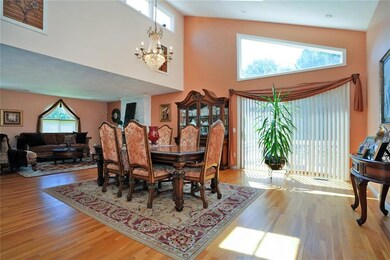 124 Alpine Estates Dr, Cranston, RI 02921 - photo 4