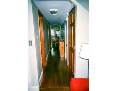 16 Templeton Pkwy, Watertown, MA 02472 - photo 6