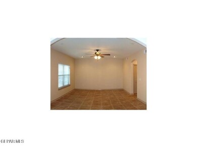 13017 Pleasant Manor Ct, El Paso, TX 79938 - photo 4