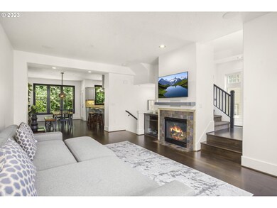 5071 W Sunset Dr, Lake Oswego, OR 97035 - photo 3