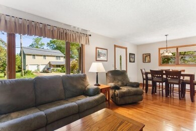 04_119WClay_165_LivingroomDinningroom_Lo