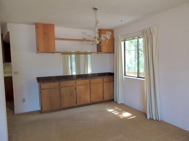 274 Swarthout Dr, Grants Pass, OR 97527 - photo 5