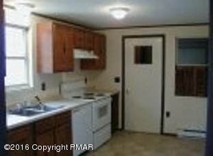 1779 Rolling Hills Dr, Tobyhanna, PA 18466 - photo 2