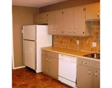 135 Litchfield Pines Dr unit C, Leominster, MA 01453 - photo 2