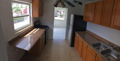 924 30th Ct, West Palm Beach, FL 33407 - photo 5