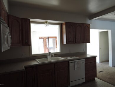611 Hazen